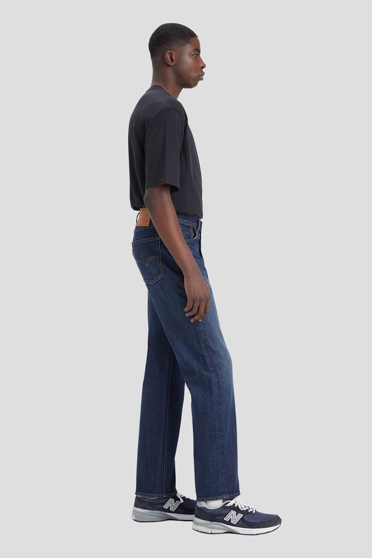 555 Relaxed Straight Jeans